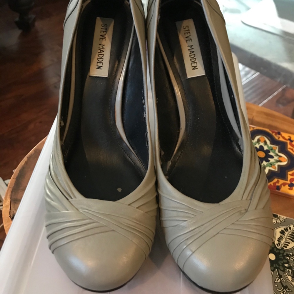 Steve Madden pumps